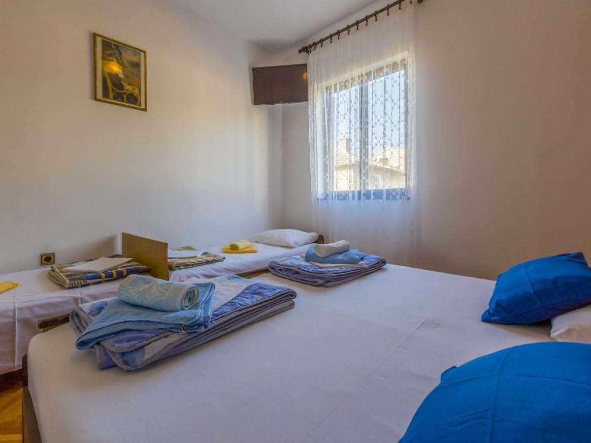 Rooms Zeljka 2 Crikvenica Εξωτερικό φωτογραφία